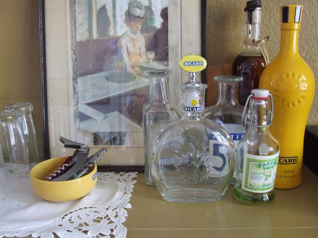 Отель Logis Pastis Маастрихт Экстерьер фото